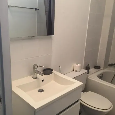 Large In The Heart Of アパート ナント